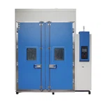 Хода у комори за распршивање соли